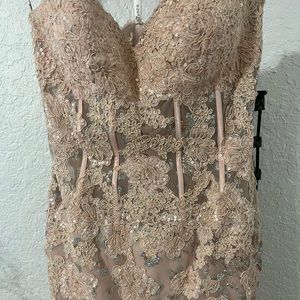 You won’t be disappointed this is a statement dress..